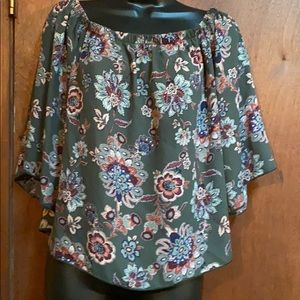 Sz L off shoulder polyester hunter grn floral crop